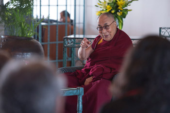 В Дели Далай-лама встретился с индийцами и завершил короткие учения по «Коренным строфам о срединности»