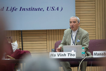 В Дели состоялся первый день конференции «Наука, нравственность и образование» с участием Далай-ламы