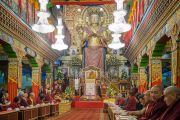 Его Святейшество Далай-лама произносит речь в монастыре Палпунг Шераблинг. Верхний Бхатту, штат Химачал-Прадеш, Индия. 11 марта 2015 г. Фото: Тензин Чойджор (офис ЕСДЛ)