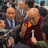 Его Святейшество Далай-лама прибыл в Токио