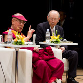 Далай-лама принял участие в форуме, посвященном сохранению окружающей среды для будущих поколений