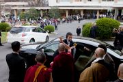 Его Святейшество Далай-лама покидает университет Аичи Гакуен. Нагоя, Япония. 7 апреля 2015 г. Фото: Тензин Джигме