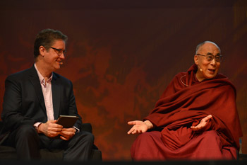 Далай-лама принял участие в конференции «Счастье и его причины» в Сиднее