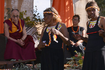 Его Святейшество Далай-лама посетил Улуру