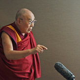 Начался визит Далай-ламы в Великобританию