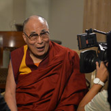 Далай-лама дал интервью одной из крупнейших испаноязычных телекомпаний США «Телемундо»