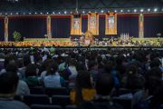 Во время учений Его Святейшества Далай-ламы в Явиц-центре. Нью-Йорк, США. 9 июля 2015 г. Фото: Тензин Чойджор (офис ЕСДЛ)