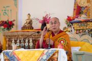 Выступление Его Святейшества Далай-ламы на торжественном открытии летней сессии Высшего буддийского совета. Ле, Ладак, штат Джамму и Кашмир, Индия. 29 июля 2015 г. Фото: Тензин Чойджор (офис ЕСДЛ)