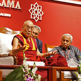Далай-лама выступил с обращением на конференции в Национальном институте психического здоровья и нейронауки в Бангалоре
