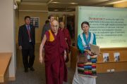 Его Святейшество Далай-лама направляется на мероприятия Национального фонда демократии. Вашингтон, округ Колумбия, США. 15 июня 2016 г. Фото: Скотт Хенриксен