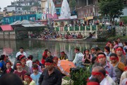 Ловон Бадмасамбава гэгээний лагшин мэндэлсэн өдрийг тэмдэглэв. Энэтхэг, Химачал Прадеш, Ревалсар, Цо Бадма. 2016.07.14