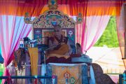 Дээрхийн Гэгээнтэн Далай Лам Цо Пема дахь номын айлдварын үеэр. Энэтхэг, ХП, Ревалсар. 2016.07.13. Гэрэл зургийг Тэнзин Пүнцог (ДЛО)