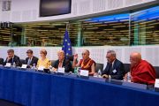 Его Святейшество Далай-лама выступает с обращением к членам комитета по международным делам Европейского парламента. Страсбург, Франция. 15 сентября 2016 г. Фото: Оливье Адам