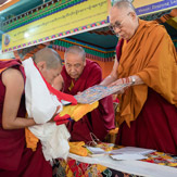 Далай-лама принял участие в церемонии вручения первых дипломов геше-ма и золотом юбилее Центральной школы для тибетцев в Мундгоде