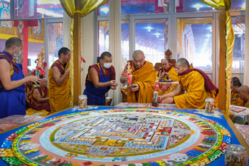 В Бодхгае завершились учения Далай-ламы, которые он даровал перед посвящением Калачакры