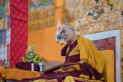 Его Святейшество Далай-лама во время третьего дня учений, предваряющих посвящение Калачакры. Бодхгая, штат Бихар, Индия. 7 января 2017 г. Фото: Тензин Чойджор (офис ЕСДЛ)
