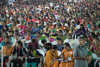 Далай-лама принял участие в торжественном открытии Национального женского парламента