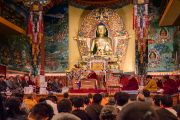 Его Святейшество Далай-лама дарует наставления во время церемонии празднования 21-й годовщины со дня открытия института Норбулинка. Дхарамсала, Индия. 9 марта 2017 г. Фото: Тензин Чойджор (офис ЕСДЛ)