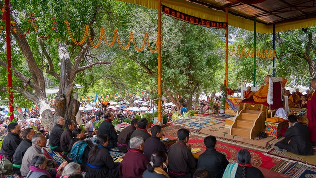 Далай-лама даровал учения по сочинению Чже Цонкапы «Восхваление взаимозависимого возникновения»