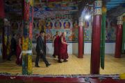 Его Святейшество Далай-лама посещает главный зал собраний во время краткого паломничества в монастырь Самтенлинг. Сумур, долина Нубра, штат Джамму и Кашмир, Индия. 15 июля 2017 г. Фото: Тензин Чойджор (офис ЕСДЛ)