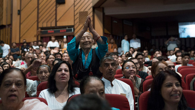 Далай-лама прочел публичную лекцию «Искусство быть счастливым» в Сири Форте