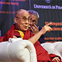 В Пизе Далай-лама прочел публичную лекцию на площади Рыцарей и принял участие в открытии симпозиума «Наука об уме – наука о реальности»