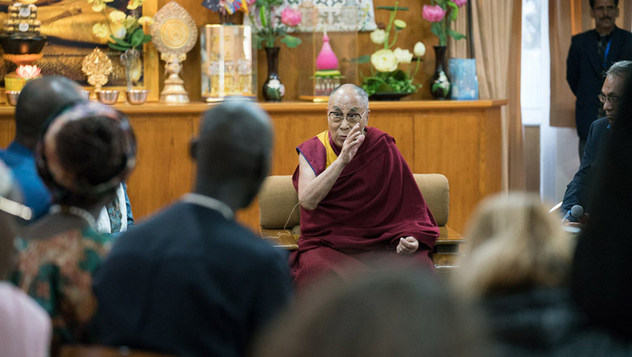 Диалог Далай-ламы с юными лидерами из зон конфликтов