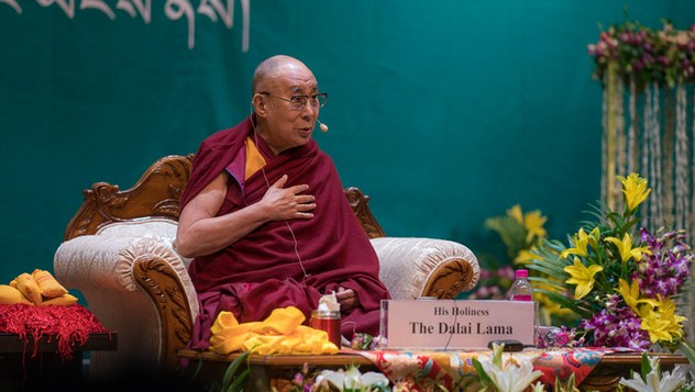 Далай-лама встретился со студентами Института социологии «Калинга»