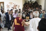 Его Святейшество Далай-лама проводит пресс-конференцию в резиденции главного министра штата Орисса. Бхубанешвар, штат Орисса, Индия. 20 ноября 2017 г. Фото: Тензин Чойджор (офис ЕСДЛ)