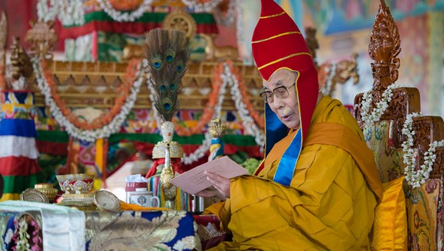 Далай-лама даровал посвящение Хаягривы в монастыре Сера Чже