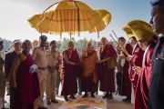 Его Святейшество Далай-лама прибывает в монастырь Ташилунпо. Билакуппе, штат Карнатака, Индия. 22 декабря 2017 г. Фото: Тензин Чойджор.