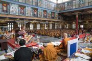 Вид на зал собраний монастыря Намдролинг во время визита Его Святейшества Далай-ламы. Билакуппе, штат Карнатака, Индия. 22 декабря 2017 г. Фото: Тензин Чойджор.