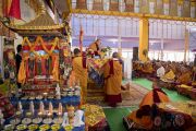 Его Святейшество Далай-лама дарует посвящение Ямантаки 13-ти божеств. Бодхгая, штат Бихар, Индия. 19 января 2018 г. Фото: Мануэль Бауэр.