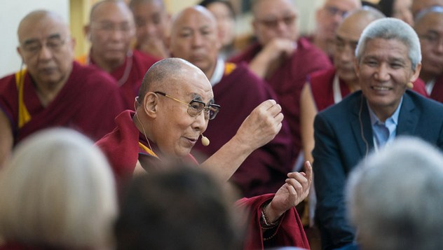 В Дхарамсале состоялся второй день диалога Далай-ламы с учеными под эгидой института «Ум и жизнь»