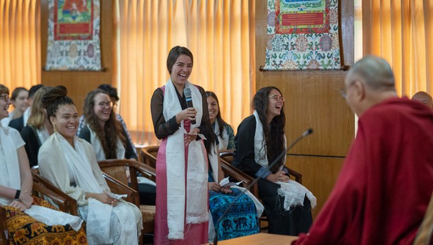 Далай-лама встретился с американскими, индийскими и тибетскими студентами и преподавателями